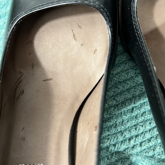 Nine West Black Leather Square Toe Heels, Size 6 M - Picture 5 of 6